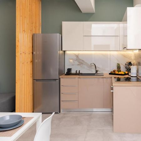 P&K Luxury Apartments 1 Каламата Экстерьер фото
